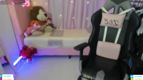 zoe_sullivan_ online show from 02/27/26, 09:20