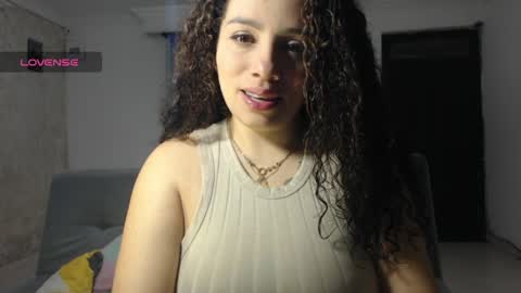 zoe tai online show from 04/05/26, 12:08