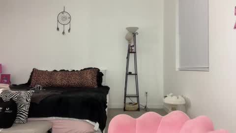 Snapshot of zoeafterdark chatting on 06/11/26, 02:53 zoeafterdark online show from 06/11/26, 02:53