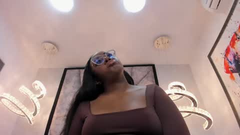 Zoe online show from 06/08/26, 12:38