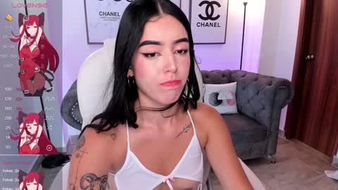  zoee jackson online show from 01/25/25, 06:57