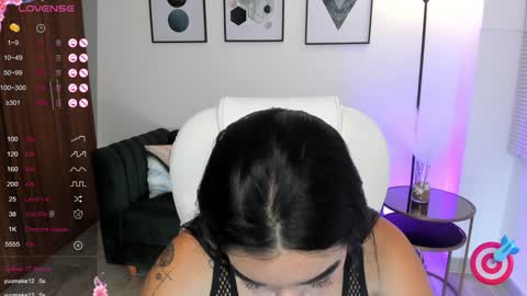  zoee jackson online show from 02/05/25, 10:44