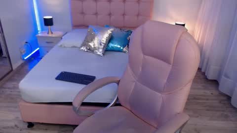 zoe online show from 11/27/25, 02:13