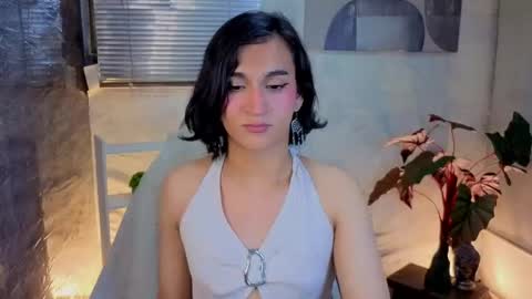 Snapshot of zoee_kiss_ chatting on 05/16/26, 10:36 ZOE online show from 05/16/26, 10:36