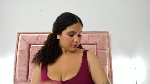 Snapshot of zoee_lov chatting on 01/28/25, 09:08 zoee online show from 01/28/25, 09:08