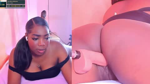 Snapshot of zoeethompson_cm chatting on 05/23/26, 10:19 online show from 05/23/26, 10:19