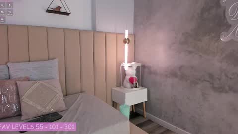 Zoe online show from 09/24/25, 09:07