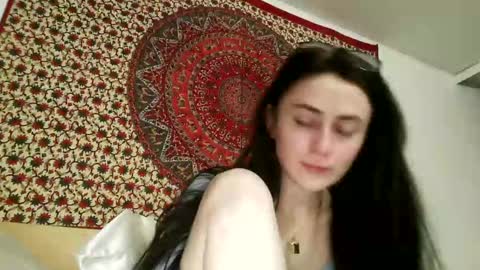 Snapshot of zoepleasing chatting on 03/10/25, 03:45 zoepleasing online show from 03/10/25, 03:45