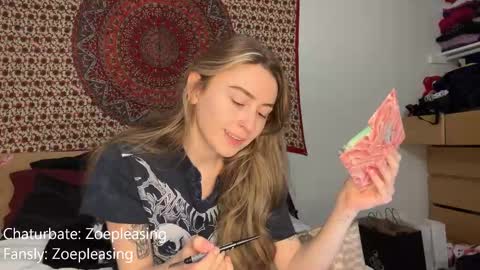 Snapshot of zoepleasing chatting on 09/12/25, 02:11 zoepleasing online show from 09/12/25, 02:11