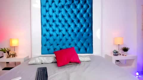 Zoe Santana online show from 05/16/26, 01:10