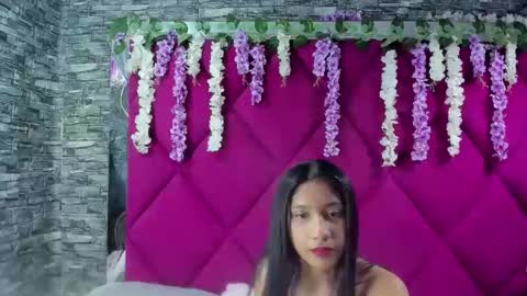 zoesmiitt online show from 05/28/26, 01:52