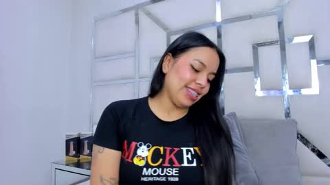 ZoeSwam online show from 12/02/25, 12:10