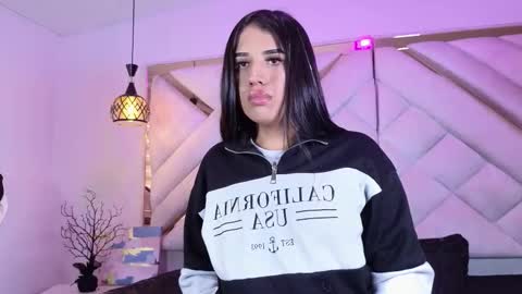 Zoe online show from 03/19/26, 12:53