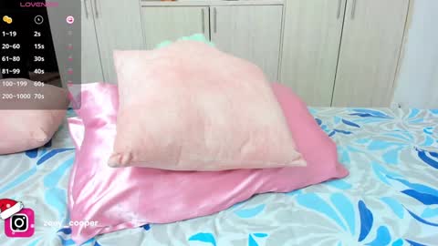 Snapshot of zoey_cooper chatting on 12/15/24, 02:16 zoey  Independent model online show from 12/15/24, 02:16