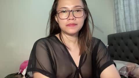 Snapshot of zoey_foryou chatting on 10/23/25, 02:11 zoey_foryou online show from 10/23/25, 02:11