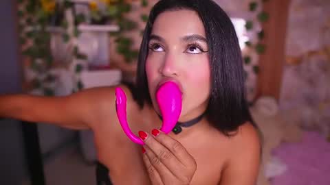 zoey fox  online show from 06/10/26, 01:06