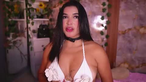Snapshot of zoey_fox_ chatting on 06/26/26, 12:26 zoey fox online show from 06/26/26, 12:26