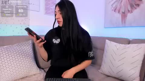 Zoey  online show from 06/19/26, 01:37