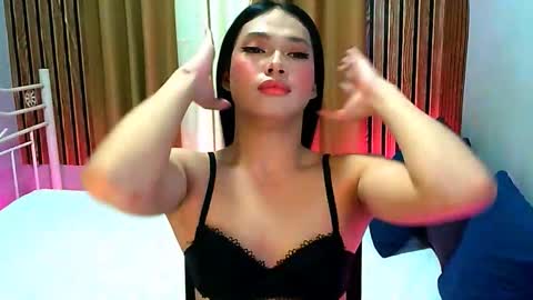 zoey online show from 11/18/25, 02:54