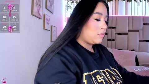 zoey thommpson online show from 11/23/25, 02:17