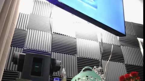 Zoey Portland online show from 09/13/25, 12:10