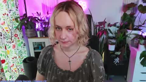 Zoey Ryan online show from 01/13/26, 07:19