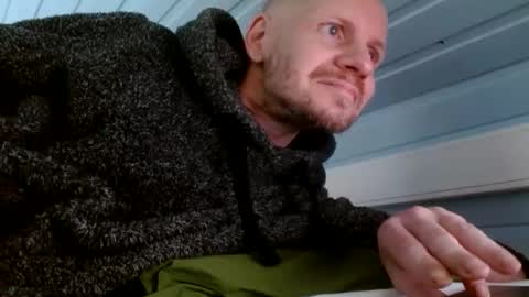 zolexthomas online show from 12/18/24, 11:02