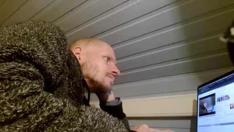 zolexthomas online show from 12/23/24, 05:22