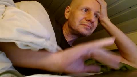 zolexthomas online show from 02/17/25, 01:15