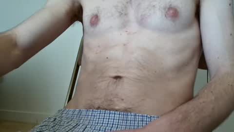 Snapshot of zommmmmmmmm chatting on 02/13/25, 10:02 zom online show from 02/13/25, 10:02