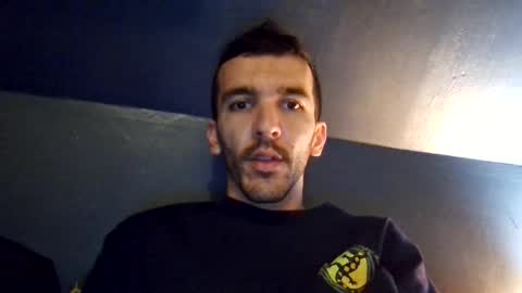 Snapshot of zommmmmmmmm chatting on 10/14/25, 08:20 zom online show from 10/14/25, 08:20