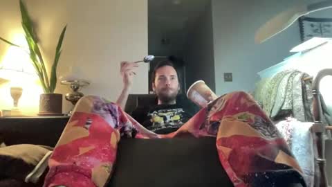 Snapshot of zorakload chatting on 09/15/25, 10:43 Jesse online show from 09/15/25, 10:43