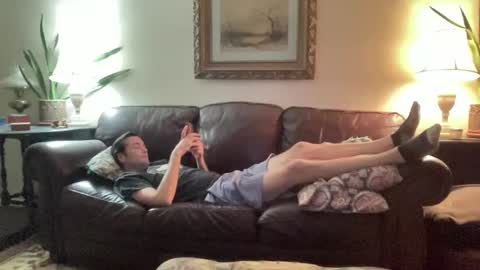 Snapshot of zorakload chatting on 10/06/25, 11:13 Jesse online show from 10/06/25, 11:13