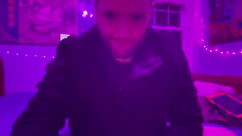 Snapshot of zorakload chatting on 10/18/25, 04:48 Jesse online show from 10/18/25, 04:48