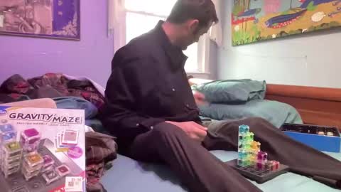 Snapshot of zorakload chatting on 11/15/25, 07:43 Jesse online show from 11/15/25, 07:43