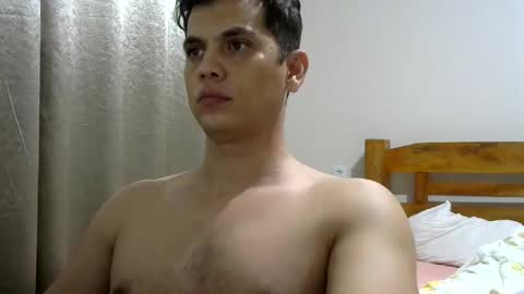 Snapshot of zoro_00 chatting on 02/23/25, 02:18 zoro_00 online show from 02/23/25, 02:18