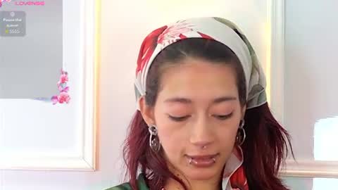 Snapshot of zorravioleta chatting on 06/23/26, 02:37 Violeta online show from 06/23/26, 02:37