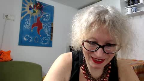 Snapshot of zosya1111 chatting on 01/06/25, 08:46 Zosya1111 online show from 01/06/25, 08:46