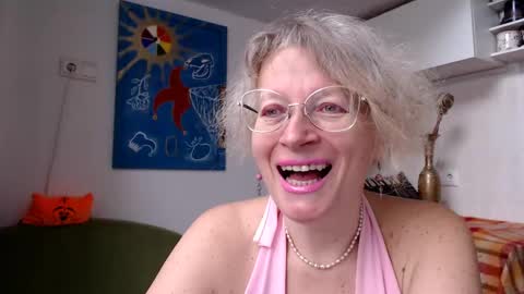 Snapshot of zosya1111 chatting on 01/25/25, 08:10 Zosya1111 online show from 01/25/25, 08:10