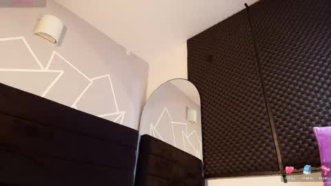 zpzphot online show from 04/25/26, 01:19