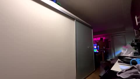 Zuko online show from 02/27/25, 01:17