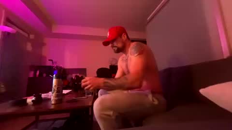 Zuko online show from 10/20/25, 01:11