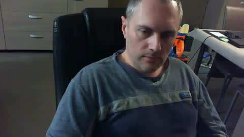 zultem online show from 12/30/24, 05:04