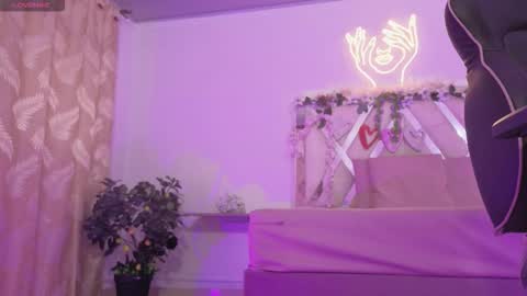 ZURY   online show from 11/10/25, 11:31