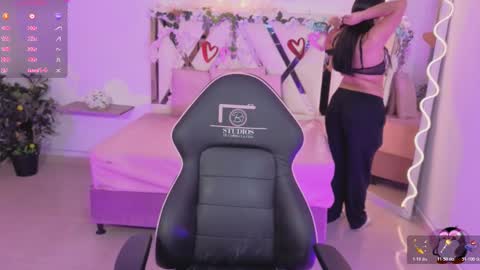 ZURY   online show from 11/22/25, 11:31