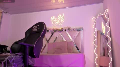 ZURY   online show from 02/19/26, 11:39