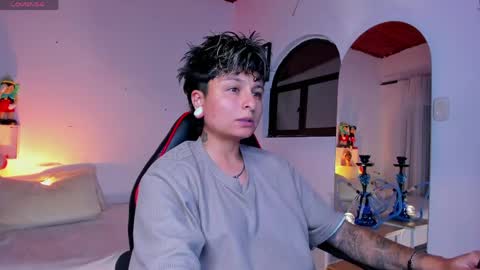Snapshot of zuryramirez_ chatting on 05/17/26, 08:49 Zury Ramirez online show from 05/17/26, 08:49