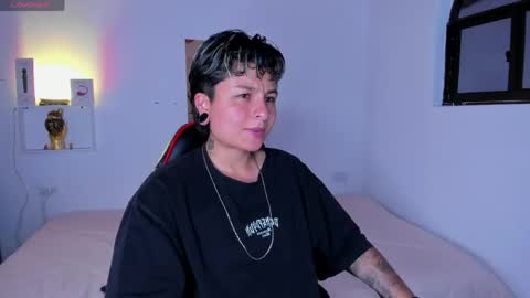 Snapshot of zuryramirez_ chatting on 06/08/26, 08:53 Zury Ramirez online show from 06/08/26, 08:53