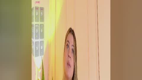 Snapshot of zuzu_sweet chatting on 07/27/26, 07:21 Zara online show from 07/27/26, 07:21