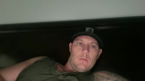 Snapshot of zx6r1287 chatting on 10/13/25, 01:00 zx6r1287 online show from 10/13/25, 01:00